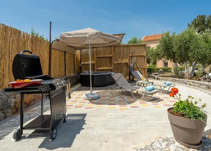 Tatil Evi Rena's Rustic Retreat