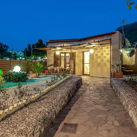 Rena's Rustic Retreat Chania (Crete)