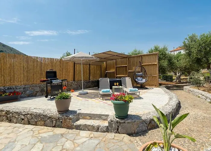 Rena's Rustic Retreat בית נופש חאניה