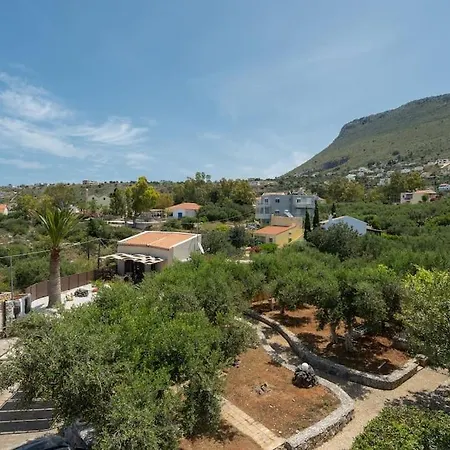 Rena's Rustic Retreat بيت للعطل *