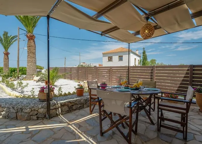 Rena's Rustic Retreat *